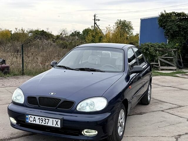 Синій Деу Ланос, об'ємом двигуна 1.5 л та пробігом 180 тис. км за 2850 $, фото 1 на Automoto.ua