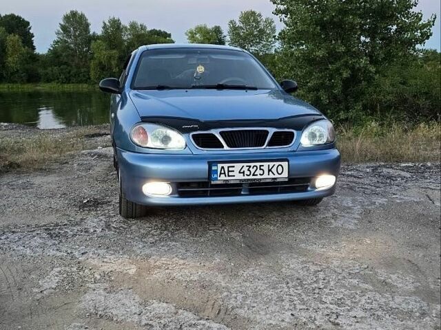 Синий Дэу Ланос, объемом двигателя 1.6 л и пробегом 247 тыс. км за 3400 $, фото 1 на Automoto.ua