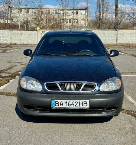 Синий Дэу Ланос, объемом двигателя 1.5 л и пробегом 300 тыс. км за 2200 $, фото 1 на Automoto.ua