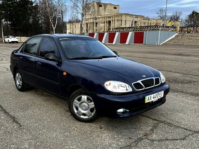 Синий Дэу Ланос, объемом двигателя 1.5 л и пробегом 300 тыс. км за 2300 $, фото 1 на Automoto.ua