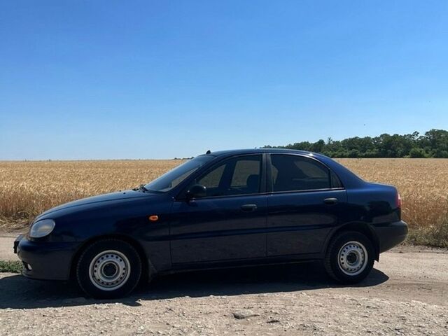 Синий Дэу Ланос, объемом двигателя 1.5 л и пробегом 155 тыс. км за 2850 $, фото 1 на Automoto.ua