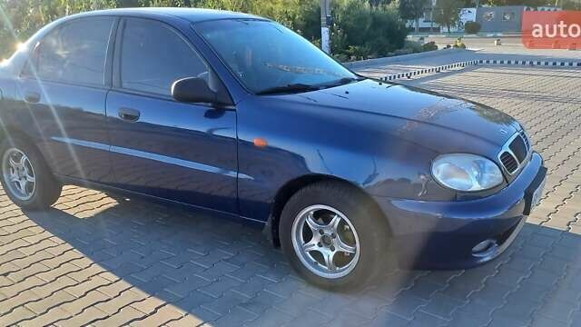 Синий Дэу Ланос, объемом двигателя 1.5 л и пробегом 304 тыс. км за 3500 $, фото 1 на Automoto.ua