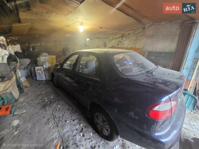 Синий Дэу Ланос, объемом двигателя 1.35 л и пробегом 100 тыс. км за 2300 $, фото 1 на Automoto.ua