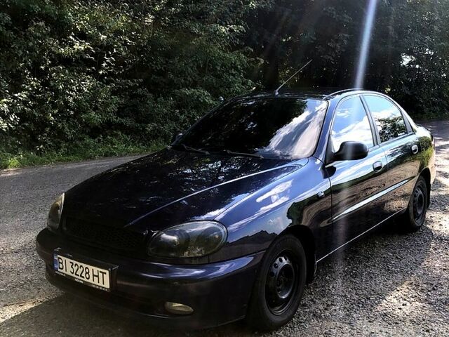 Синий Дэу Ланос, объемом двигателя 1.6 л и пробегом 180 тыс. км за 2850 $, фото 1 на Automoto.ua