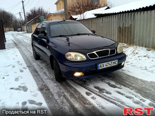 Синий Дэу Ланос, объемом двигателя 1.5 л и пробегом 220 тыс. км за 2600 $, фото 1 на Automoto.ua