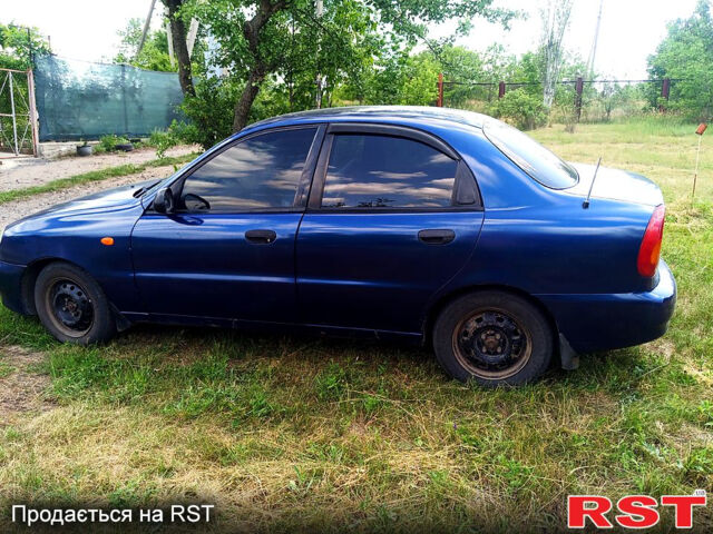 Синій Деу Ланос, об'ємом двигуна 1.5 л та пробігом 270 тис. км за 3200 $, фото 1 на Automoto.ua