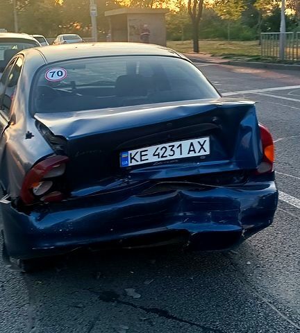 Синій Деу Ланос, об'ємом двигуна 1.5 л та пробігом 200 тис. км за 800 $, фото 1 на Automoto.ua