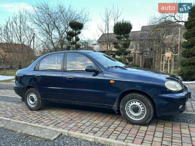 Синій Деу Ланос, об'ємом двигуна 1.5 л та пробігом 196 тис. км за 2000 $, фото 1 на Automoto.ua