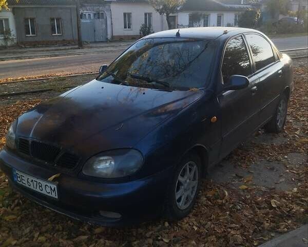 Синий Дэу Ланос, объемом двигателя 1.5 л и пробегом 300 тыс. км за 2000 $, фото 1 на Automoto.ua