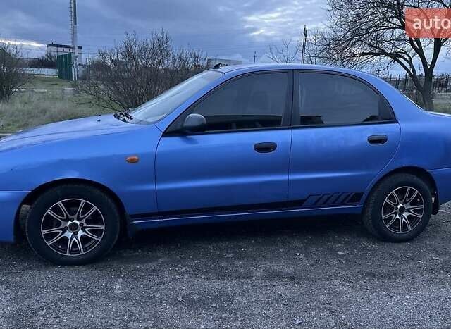 Синий Дэу Ланос, объемом двигателя 1.5 л и пробегом 230 тыс. км за 2400 $, фото 1 на Automoto.ua