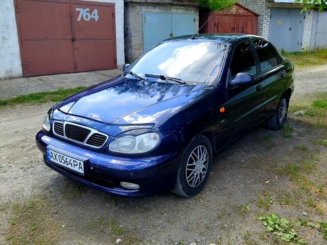Синий Дэу Ланос, объемом двигателя 1.6 л и пробегом 180 тыс. км за 2600 $, фото 1 на Automoto.ua