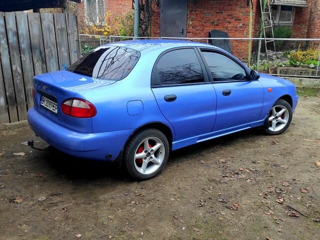 Синий Дэу Ланос, объемом двигателя 1.5 л и пробегом 97 тыс. км за 3500 $, фото 1 на Automoto.ua