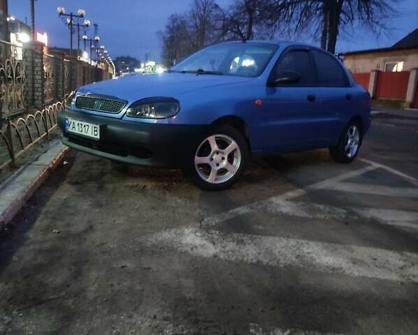 Синий Дэу Ланос, объемом двигателя 1.5 л и пробегом 330 тыс. км за 2500 $, фото 1 на Automoto.ua