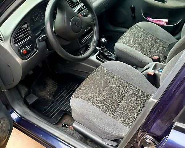 Синій Деу Ланос, об'ємом двигуна 1.5 л та пробігом 220 тис. км за 2000 $, фото 1 на Automoto.ua