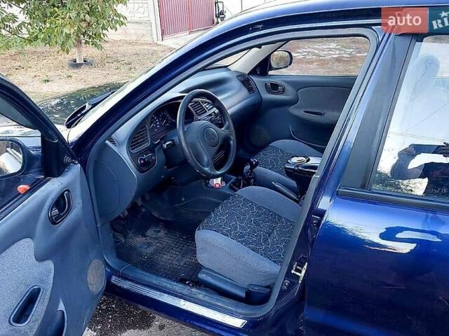 Синий Дэу Ланос, объемом двигателя 1.5 л и пробегом 230 тыс. км за 2900 $, фото 1 на Automoto.ua