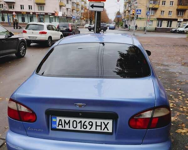 Синий Дэу Ланос, объемом двигателя 1.5 л и пробегом 300 тыс. км за 1450 $, фото 1 на Automoto.ua