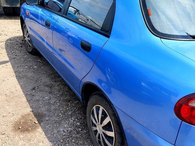 Синий Дэу Ланос, объемом двигателя 1.4 л и пробегом 197 тыс. км за 2700 $, фото 1 на Automoto.ua