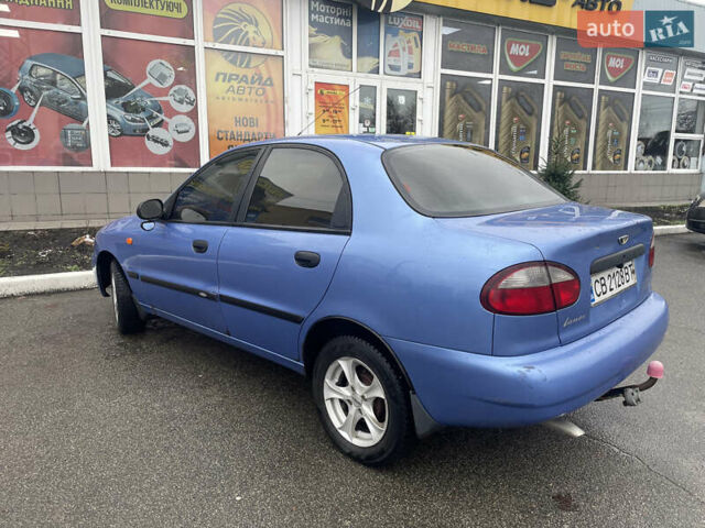 Синий Дэу Ланос, объемом двигателя 1.5 л и пробегом 220 тыс. км за 2300 $, фото 1 на Automoto.ua