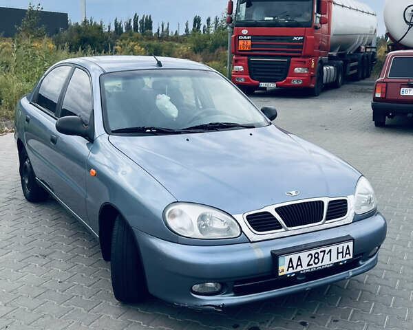 Синий Дэу Ланос, объемом двигателя 1.6 л и пробегом 310 тыс. км за 2200 $, фото 1 на Automoto.ua