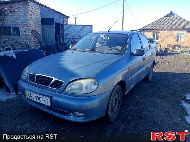 Синий Дэу Ланос, объемом двигателя 1.5 л и пробегом 215 тыс. км за 800 $, фото 1 на Automoto.ua