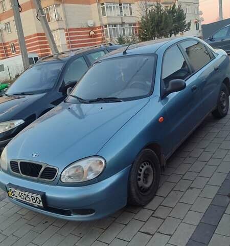 Синий Дэу Ланос, объемом двигателя 1.5 л и пробегом 140 тыс. км за 1500 $, фото 1 на Automoto.ua