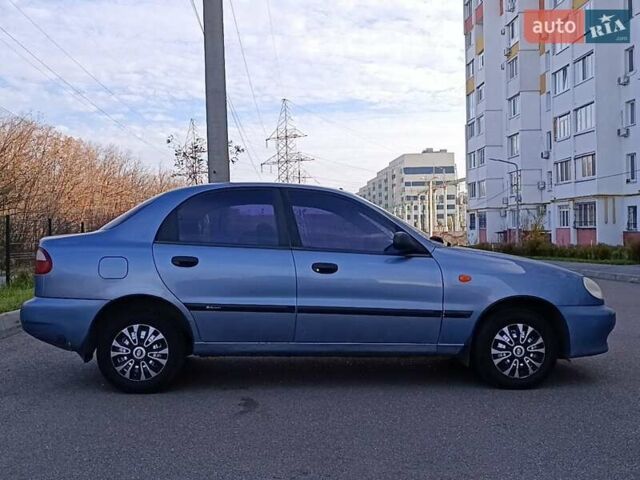 Синій Деу Ланос, об'ємом двигуна 1.5 л та пробігом 183 тис. км за 2400 $, фото 1 на Automoto.ua