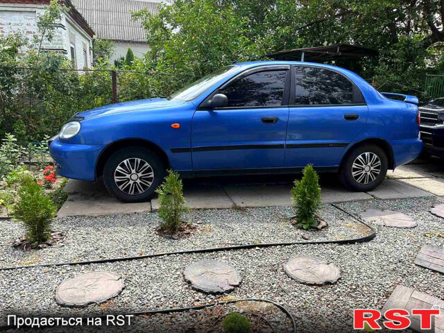 Синий Дэу Ланос, объемом двигателя 1.4 л и пробегом 180 тыс. км за 2700 $, фото 1 на Automoto.ua