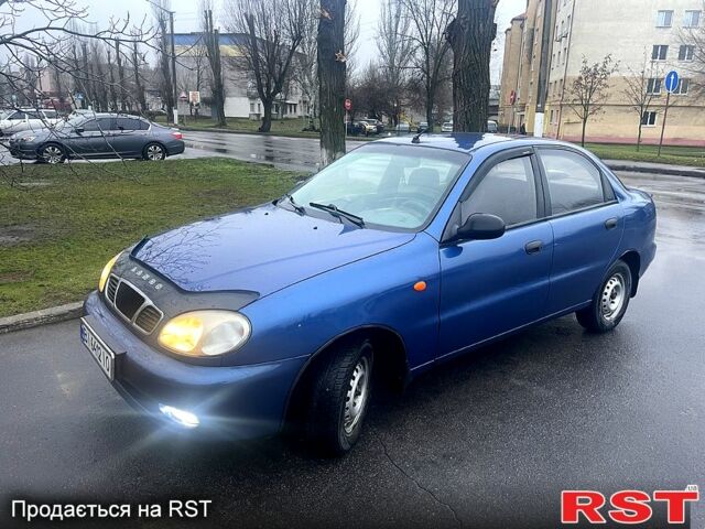 Синий Дэу Ланос, объемом двигателя 1.5 л и пробегом 155 тыс. км за 2800 $, фото 1 на Automoto.ua