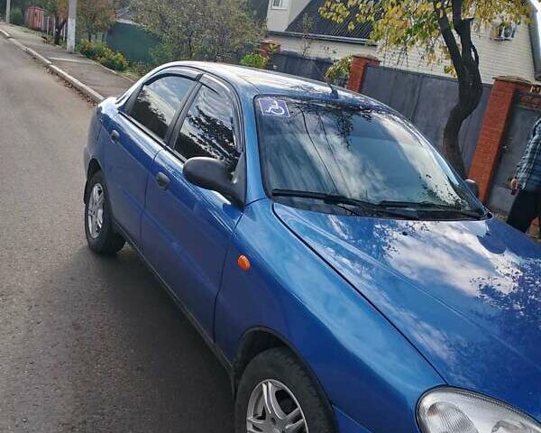 Синий Дэу Ланос, объемом двигателя 1.5 л и пробегом 141 тыс. км за 3600 $, фото 1 на Automoto.ua