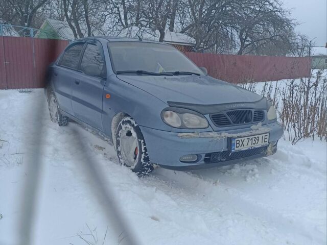 Синій Деу Ланос, об'ємом двигуна 1.5 л та пробігом 166 тис. км за 2400 $, фото 1 на Automoto.ua
