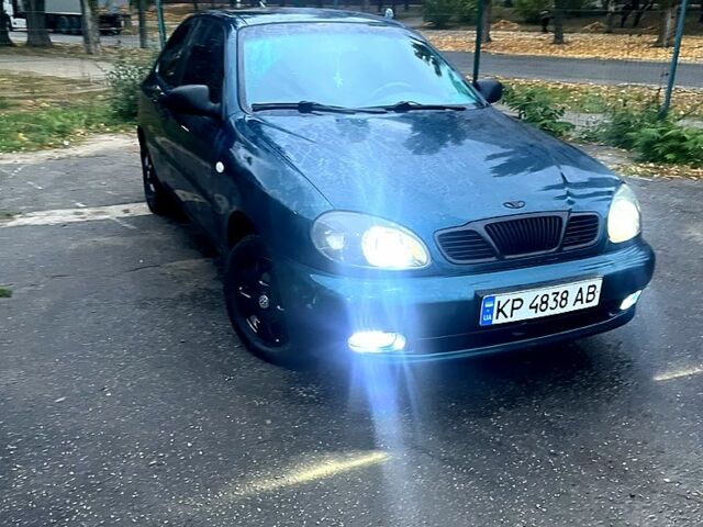 Дэу Ланос 1998 в Запорожье на Automoto.ua Зеленый Дэу Ланос, объемом двигателя 1.5 л и пробегом 232 тыс. км за 3000 $, фото 1 на Automoto.ua