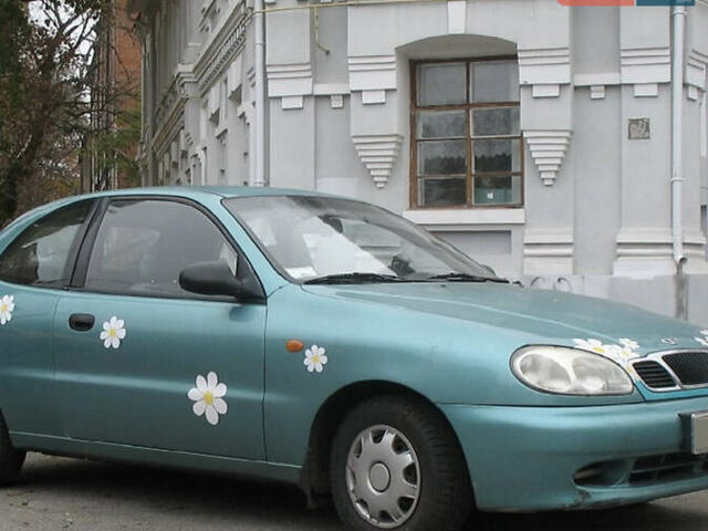 Зеленый Дэу Ланос, объемом двигателя 0 л и пробегом 400 тыс. км за 2100 $, фото 1 на Automoto.ua