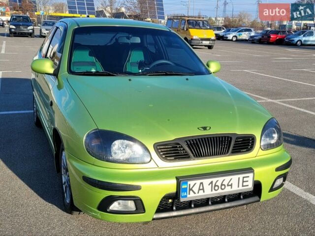 Зелений Деу Ланос, об'ємом двигуна 1.6 л та пробігом 262 тис. км за 2999 $, фото 1 на Automoto.ua