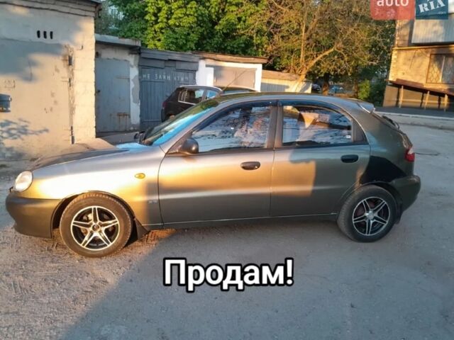 Зелений Деу Ланос, об'ємом двигуна 1.5 л та пробігом 260 тис. км за 2500 $, фото 1 на Automoto.ua