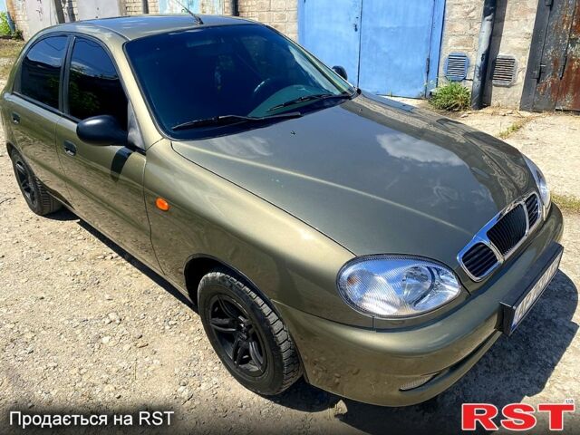 Зеленый Дэу Ланос, объемом двигателя 1.5 л и пробегом 253 тыс. км за 3300 $, фото 1 на Automoto.ua