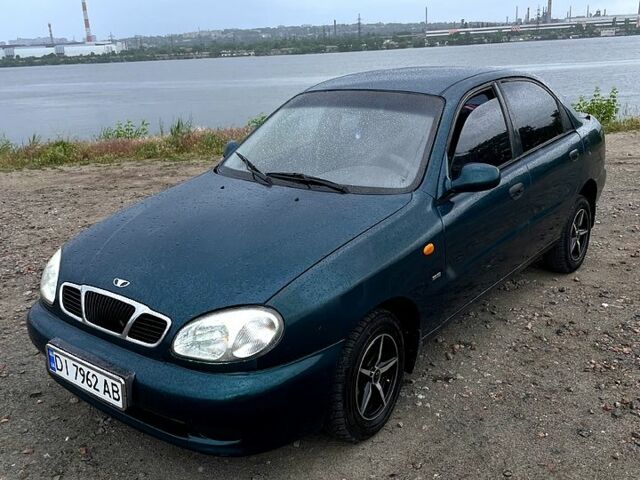Дэу Ланос 1998 в Днепре (Днепропетровске) на Automoto.ua Зеленый Дэу Ланос, объемом двигателя 1.5 л и пробегом 0 тыс. км за 1650 $, фото 1 на Automoto.ua