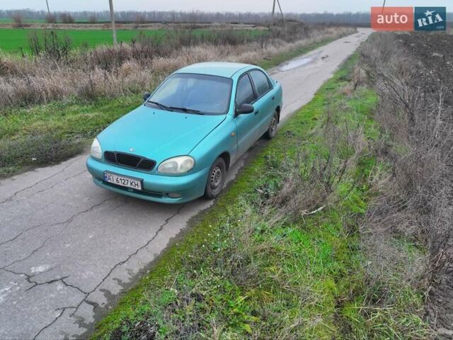 Зеленый Дэу Ланос, объемом двигателя 1.5 л и пробегом 100 тыс. км за 1900 $, фото 1 на Automoto.ua
