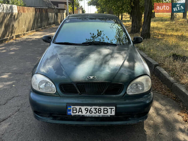 Зеленый Дэу Ланос, объемом двигателя 1.5 л и пробегом 200 тыс. км за 990 $, фото 1 на Automoto.ua