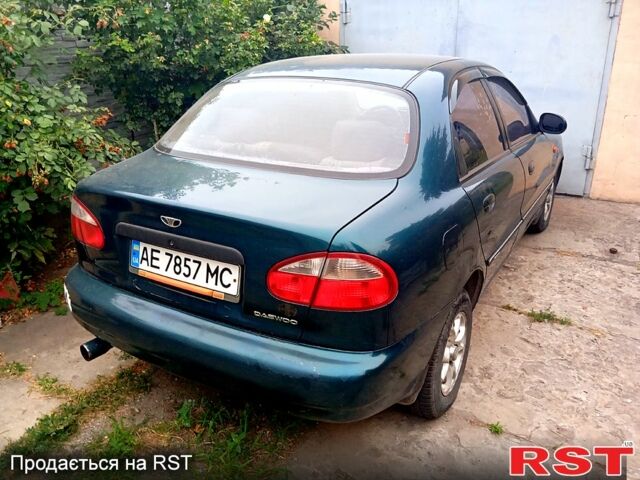 Зелений Деу Ланос, об'ємом двигуна 1.5 л та пробігом 200 тис. км за 2100 $, фото 1 на Automoto.ua
