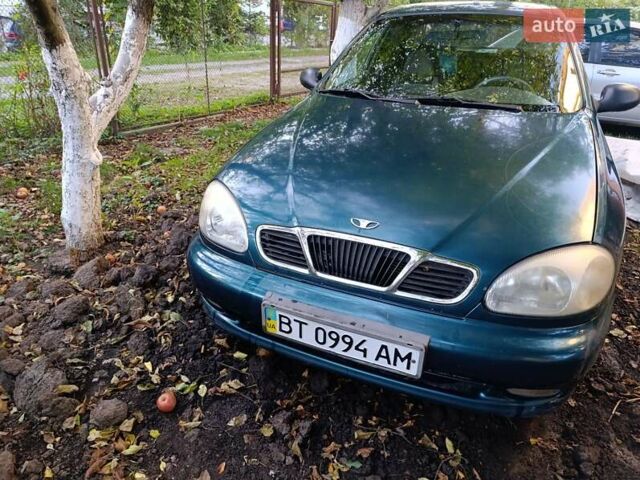 Зелений Деу Ланос, об'ємом двигуна 1.5 л та пробігом 167 тис. км за 2000 $, фото 1 на Automoto.ua