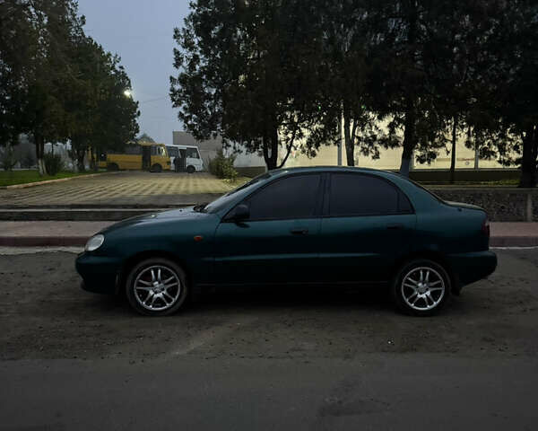 Зелений Деу Ланос, об'ємом двигуна 1.6 л та пробігом 470 тис. км за 2400 $, фото 1 на Automoto.ua