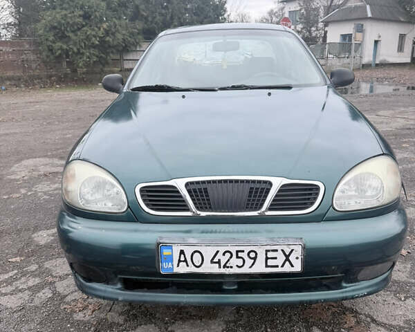 Зеленый Дэу Ланос, объемом двигателя 1.5 л и пробегом 100 тыс. км за 1500 $, фото 1 на Automoto.ua