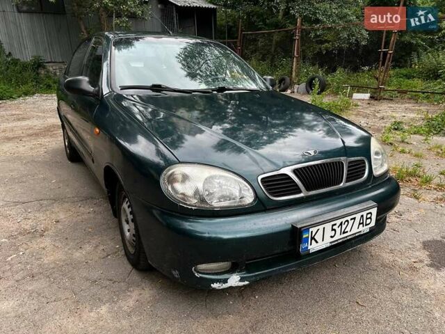 Зеленый Дэу Ланос, объемом двигателя 1.5 л и пробегом 242 тыс. км за 2000 $, фото 1 на Automoto.ua