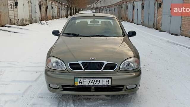 Зеленый Дэу Ланос, объемом двигателя 1.6 л и пробегом 151 тыс. км за 3000 $, фото 1 на Automoto.ua