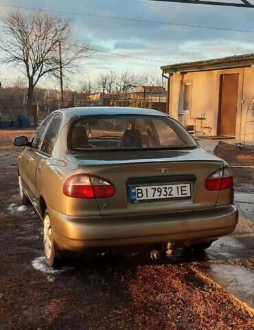 Деу Ланос 2003 у Глобино на Automoto.ua Зелений Деу Ланос, об'ємом двигуна 1.5 л та пробігом 168 тис. км за 3000 $, фото 1 на Automoto.ua