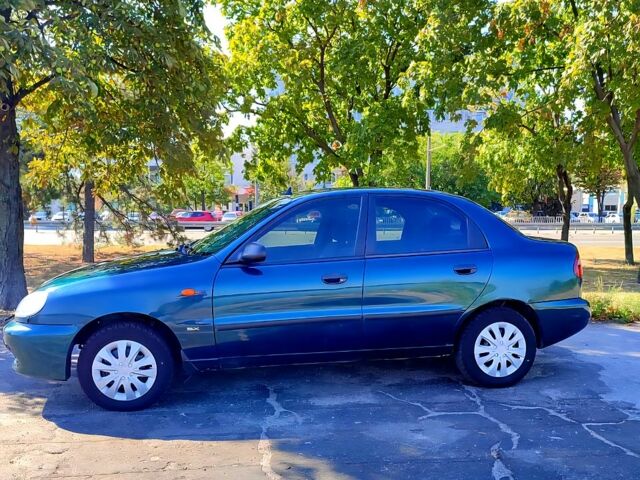 Зеленый Дэу Ланос, объемом двигателя 1.5 л и пробегом 210 тыс. км за 2650 $, фото 1 на Automoto.ua