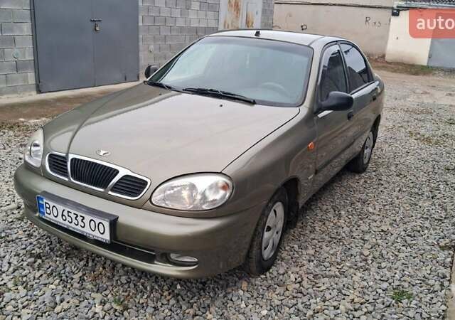 Зеленый Дэу Ланос, объемом двигателя 1.5 л и пробегом 200 тыс. км за 2450 $, фото 1 на Automoto.ua