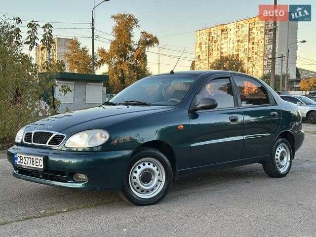 Зелений Деу Ланос, об'ємом двигуна 1.5 л та пробігом 210 тис. км за 2250 $, фото 1 на Automoto.ua