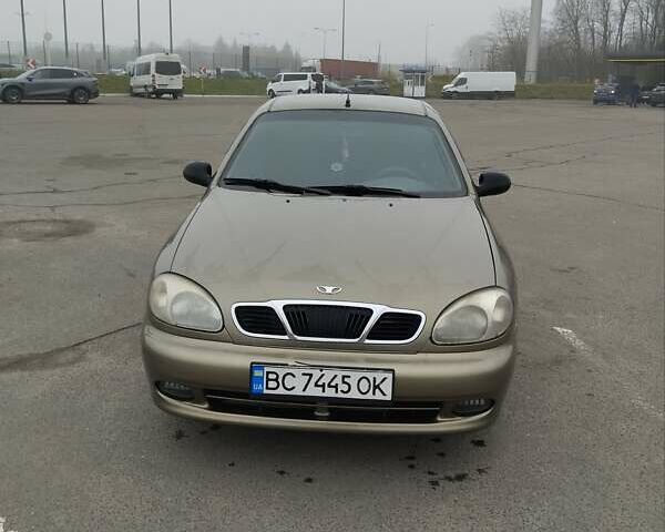 Зеленый Дэу Ланос, объемом двигателя 1.5 л и пробегом 239 тыс. км за 2500 $, фото 1 на Automoto.ua