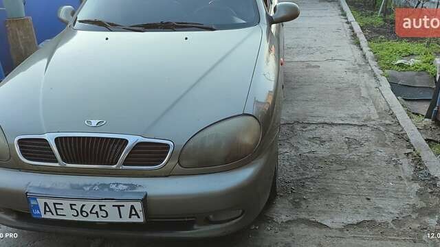 Зелений Деу Ланос, об'ємом двигуна 1.5 л та пробігом 300 тис. км за 2900 $, фото 1 на Automoto.ua